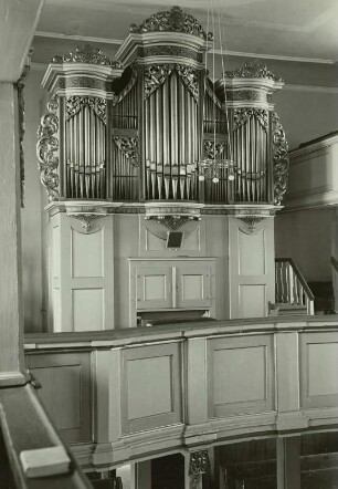 Zweimanualige Orgel op. 46, Fraureuth : Silbermann, Gottfried: Zweimanualige Orgel II/20 op. 46 (1739-1742; G. Silbermann; Fassung A. Meister, nach 1954 erneuert). Fraureuth, Dorfkirche
