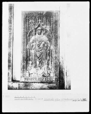 Grabplatte des Abtes Nikolaus III. von Kaub (+ 1442)