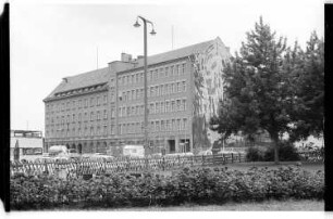 Kleinbildnegativ: Askanischer Platz, 1984