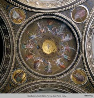 Freskendekoration mit Engelreigen, Evangelisten und Szenen der Genesis : Kuppelfresken mit Engelreigen