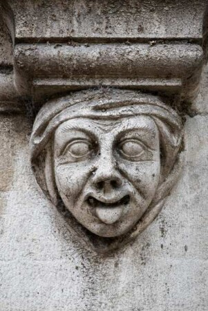Frankreich. Midi Pyrenees. Lot. Cahors. Cathedrale Saint Etienne. Nordseite. Figur
