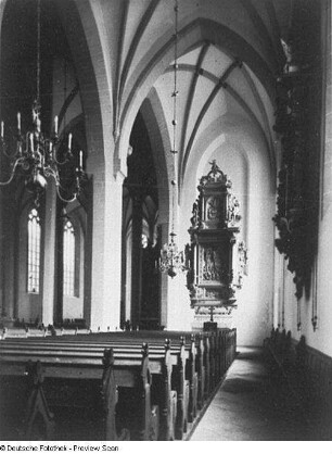 Bautzen. Dom St. Petri (1213/1221). Kircheninneres. Südliches Schiff (1456/1463). Blick nach Osten zum Protestantischen Altar (1644)