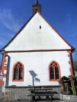 Stadtbild - Kapelle St Georg (erbaut Jahr 1588) - Ansicht von Osten über Giebelseite