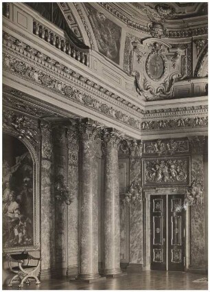 Berliner Schloss, Berlin Alte Kapelle (1699-1701) als Kapitelsaal: Blick Richtung Südwesten, Bildergalerie