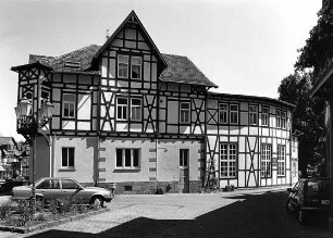 Bad Sooden-Allendorf, Brunnenplatz 2
