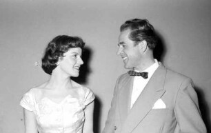 Freiburg: Stadthalle, Bert Robbe, Tenor