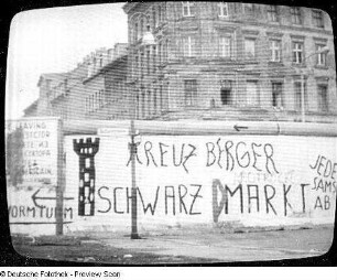 Fernsehbild der Berliner Mauer