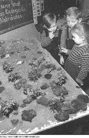 Kindergärten, März 1956 - Januar 1957