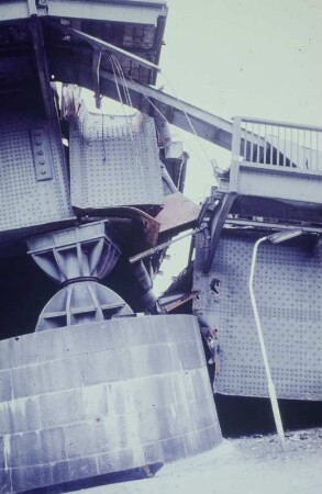 Einsturz der Reichsbrücke Wien, echte Ketten-Hänge-Brücke