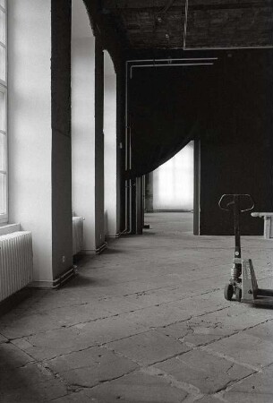 Aus dem Zyklus "Bilder ohne Museum" : Umzugssituation