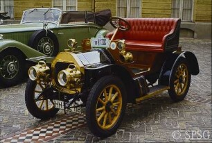 Schnauferltreffen, Ehrenhof des Schlosses Charlottenburg.