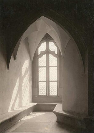 Meißen, Albrechtsburg, Innenraum, Mittelbau, Nischenfenster der Südwand im 3. Obergeschoss