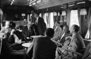 Schluchsee: Konferenz im Salonwagen