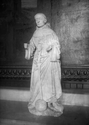 Statue des heiligen Nikolaus von Tolentino