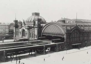 Empfangsgebäude