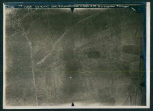 Foto der Stellungen südlich von Bullecourt zwischen Arras und Cambrai (Luftbild)