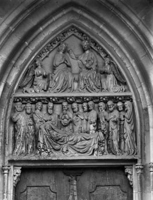 Südportal — Tympanon mit dem Marientod und der Marienkrönung