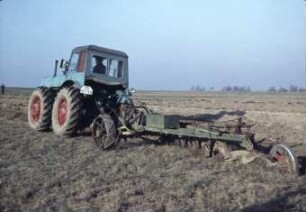 Allradtraktor D4K; 65 PS