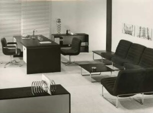 Walter Knoll Drehstuhl "in chair" "817 DF-4" von Rolf Grunow