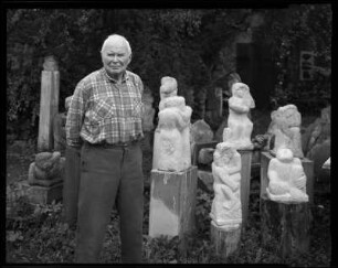 Johannes Peschel (*1931 in Kamenz), Bildhauer; Dresden-Omsewitz