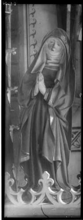 Tiefenbronn Katholische Kirche Sankt Maria Magdalena Hochaltar (1469) von Hans Schüchlin Figur der Maria aus der Kreuzigungsgruppe