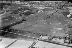 Köln-Marienburg, Golfplatz mit Blick auf Rodenkirchen