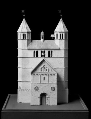 Kirchenmodell mit 1838 abgerissenem Paradies