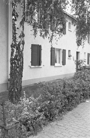 Städtische Einfachwohnungen für sozial schwache Mieter in der Durmersheimer Straße 56 - 62