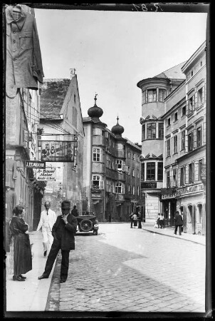 Österreich, Linz. Wohn- und Geschäftshäuser in der Altstadt