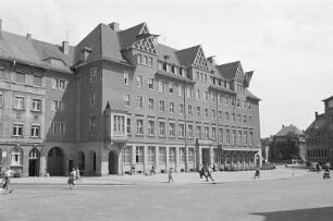 Haus der Sorben am Postplatz in Bautzen : Serbski dom na Póštowym naměsće w Budyšinje : Bautzen / Budyšin