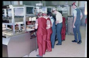 Fotografie: Eröffnung einer Burger King Filiale an der Truman Plaza in Berlin-Dahlem