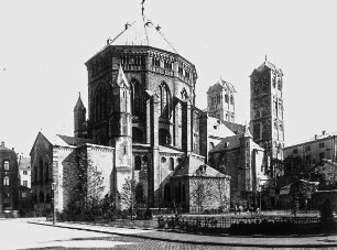 Köln, St. Gereon, von SW, Kern ist Mausoleum aus 3. D 4. Jh.