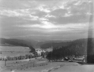 Saale im Winter : Burgk. Blick auf die Saale, rechts Talsperre Burgkhammer . Winteraufnahme