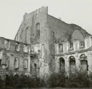 Ruine der Klosterkirche St. Marien