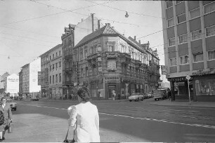 Abriss des Häuserblocks Kaiserstraße 79 - 95 zwischen Fritz-Erler-Straße und Kronenstraße im Rahmen der Altstadtsanierung