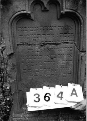 Grabstein 364 (Index: 100095587) Maße HxBxT: 134x56x17 cm: Grabstein 364A