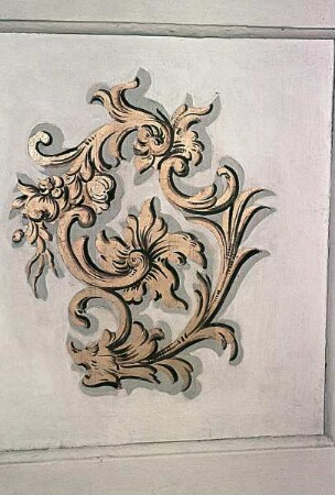 Innendekoration des Festsaals — Wanddekoration des Festsaals — Tür — Türfüllung