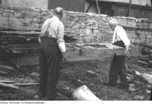 Volkssolidarität. Veteranen der Arbeit helfen, um 1959