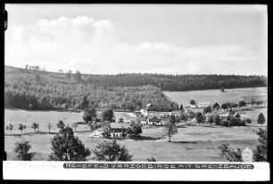 Rehefeld im Erzgebirge mit Grenzbaude