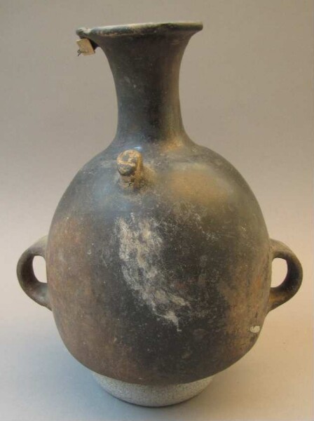 Clay vessel