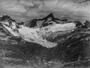 Zermatter Tal : Zermatter Tal umgeben von Zinalrothorn und Triftgletscher