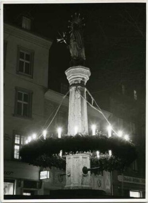 Weihnachtliche Beleuchtung in Freiburg