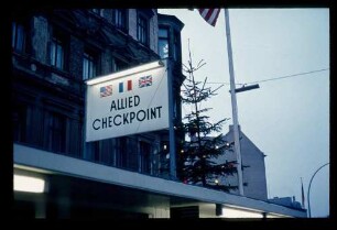 Checkpoint Charlie 27.12.69.
