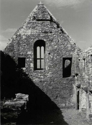Clonmacnoise, Ruine der zwischen dem 10. -12. Jhrh erbauten Kathedrale