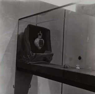 X. Triennale Mailand, Spanische Abt., Schmuck von Salvador Dali