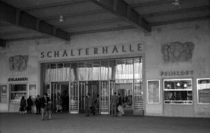 München: Starnberger Bahnhof, Eingang zur Schalterhalle