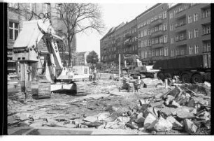Kleinbildnegative: Baustelle in der Kolonnenstraße, 1978