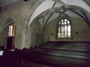 Langhaus Innen im Norden mit Ausstattung in Übersicht