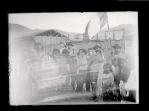 [122]: Peru : San Pedro, Mollendo und Rio Chillón ; Personenaufnahmen; Folklore