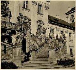 Prag, Schloss Troja, Stiege
